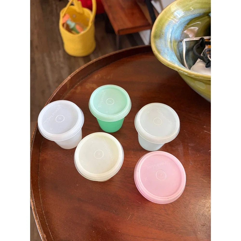 Tupperware Midget 2 oz Containers Set of 5 Pastel Colors with Lids Vintage 70's